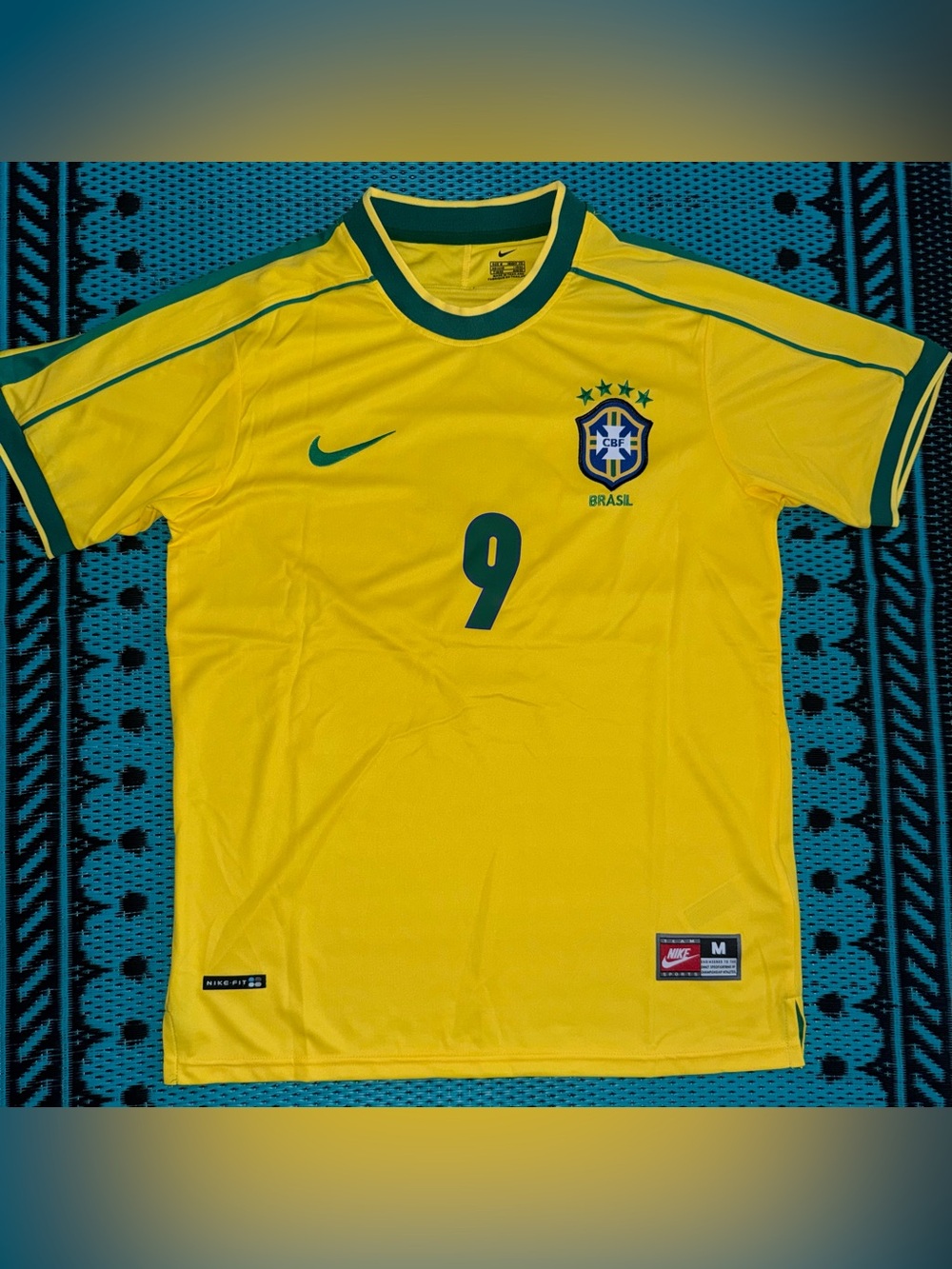 Ronaldo R9 9 | Brazil 1998 Home Jersey/Kit Retro (Medium)